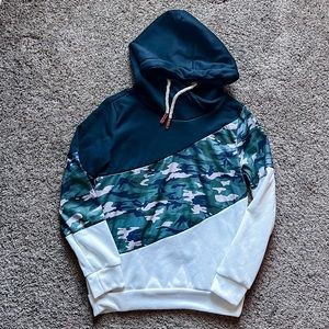 NWOT Boutique Camo block hoodie - size medium